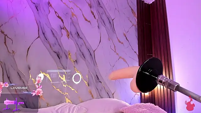 Mm0llylewis18's cam snapshot