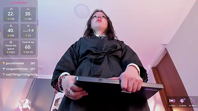 Nina_Ford live sex cam