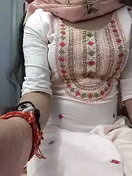 Ruhi_07 live sex cam