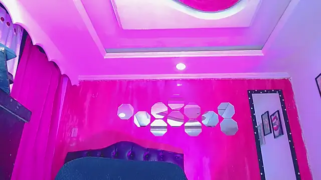 TiffanyMackensyy live sex cam