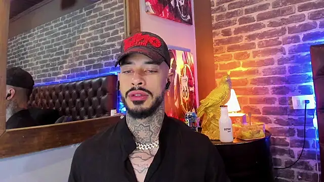 VinzenzRizzo's cam snapshot