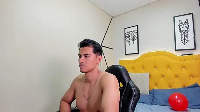 Mike_Conors's cam snapshot