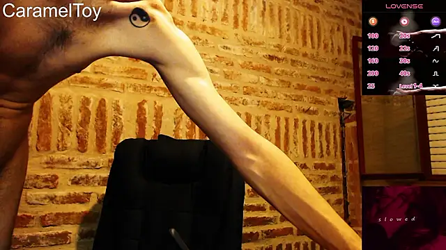 CaramelToy's cam snapshot