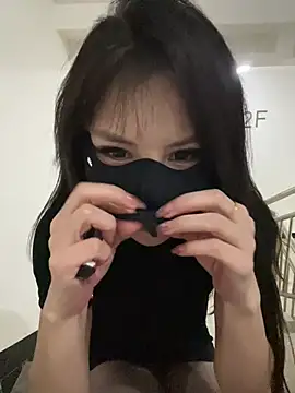 Carlin-yiyi live sex cam