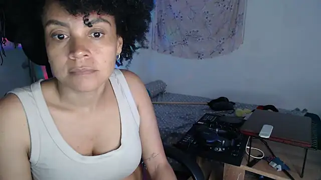 shayna_cute's cam snapshot