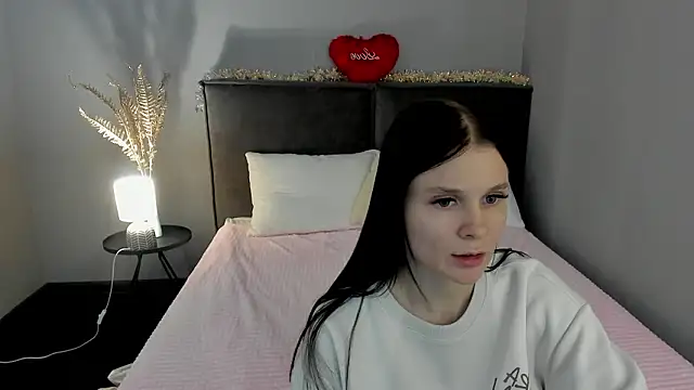 SkinyJoys's cam snapshot