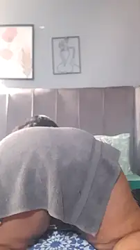 PearlSexxy69 live sex cam