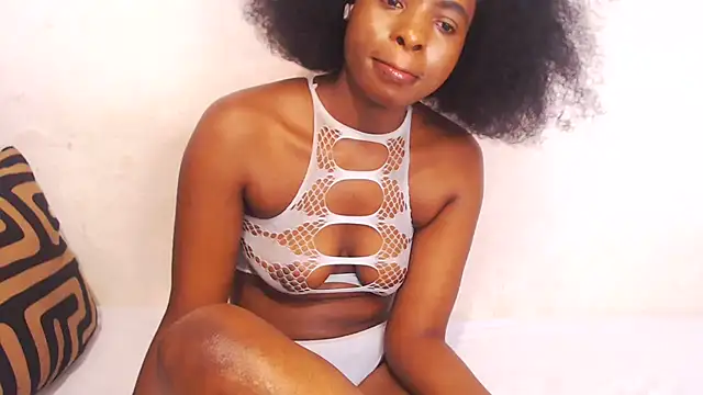 TallEbonyBabe's cam snapshot