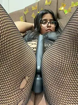 virginbrunette99's cam snapshot