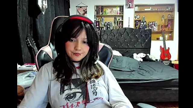 Maki_Zein_ live sex cam