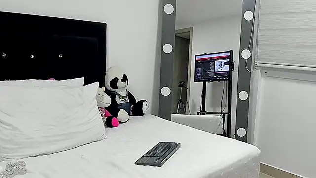 DanielaWane's cam snapshot