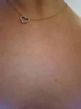 lucillabollente live sex cam