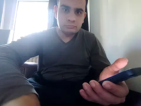 YakisikliSikici live sex cam