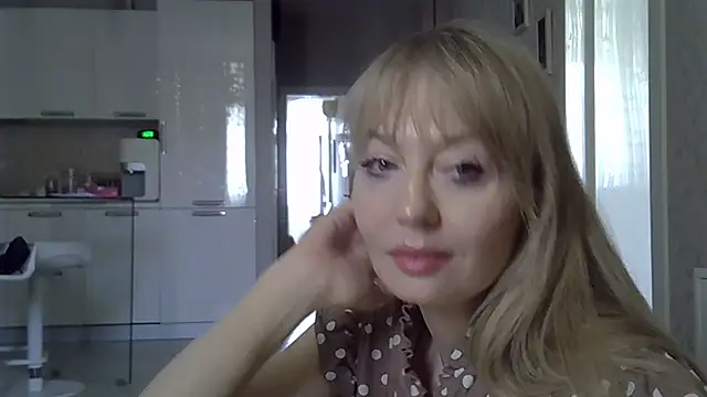 ZarinaSwift live sex cam
