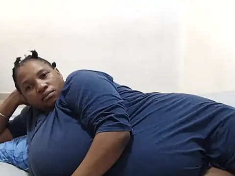 Bustyslave48 live sex cam