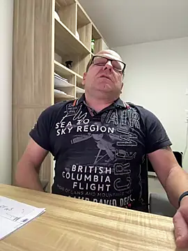 coupleLatinaLovers live sex cam