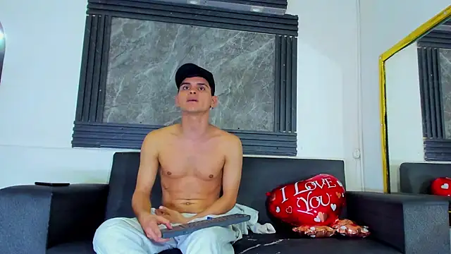 liam_coleman25 live sex cam