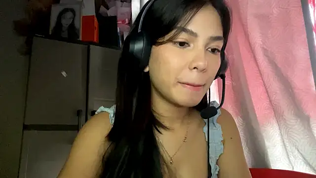 ConstancePorrini live sex cam