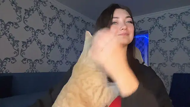 TwotyBright live sex cam