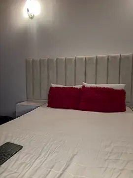 Mia_Roswell live sex cam