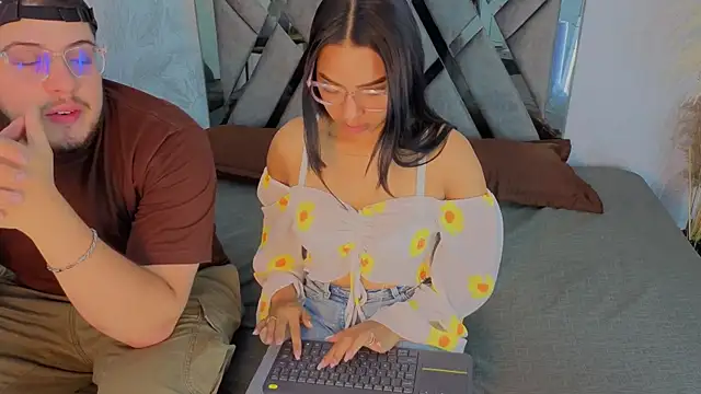 Chel_seth live sex cam