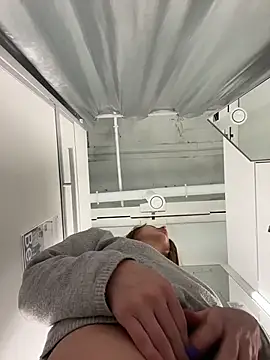 LeiaMood's cam snapshot