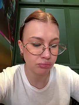 RinaCat live sex cam