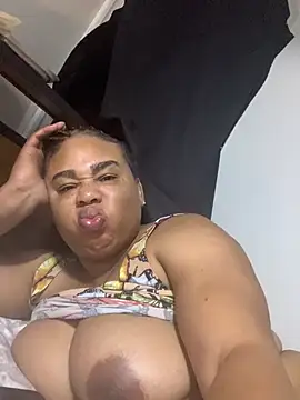 sexxycandyred live sex cam