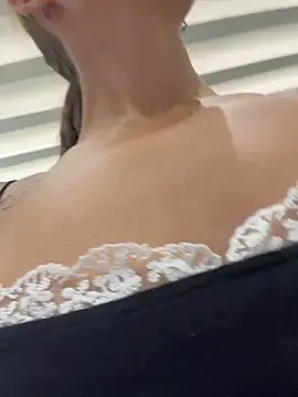 AngelinaTeller live sex cam