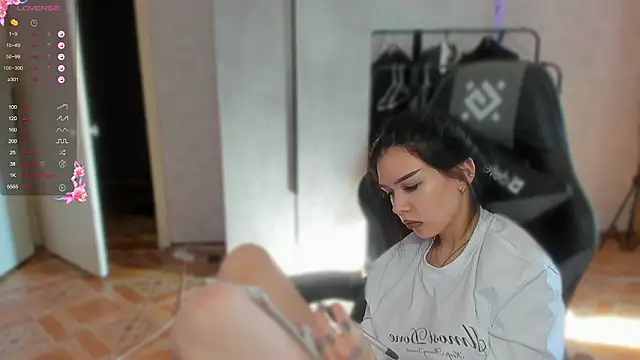 SweetyDeviliya live sex cam