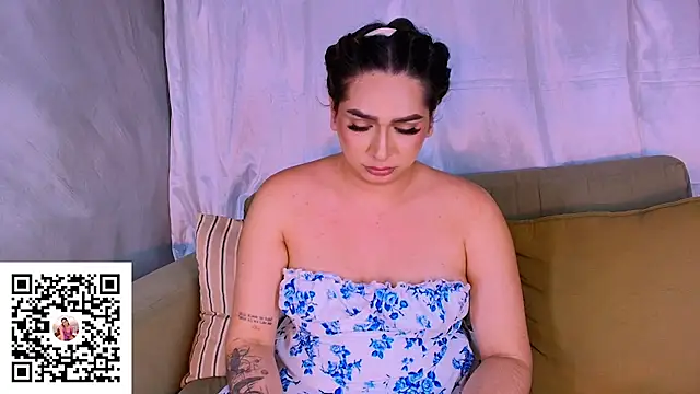 ISABELLASSMITH live sex cam