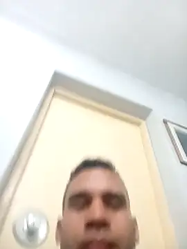 adriel_perez live sex cam