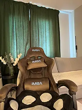 Charming_Daphny live sex cam