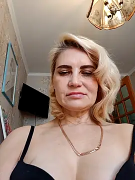 JennyOMay live sex cam