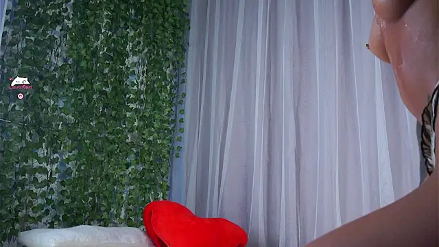 MagdalenWikle live sex cam