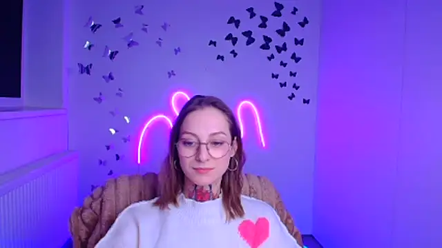 Esmi_Winter's cam snapshot