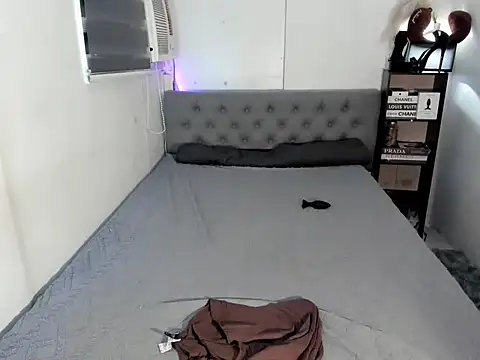 naughtyandreaxx live sex cam