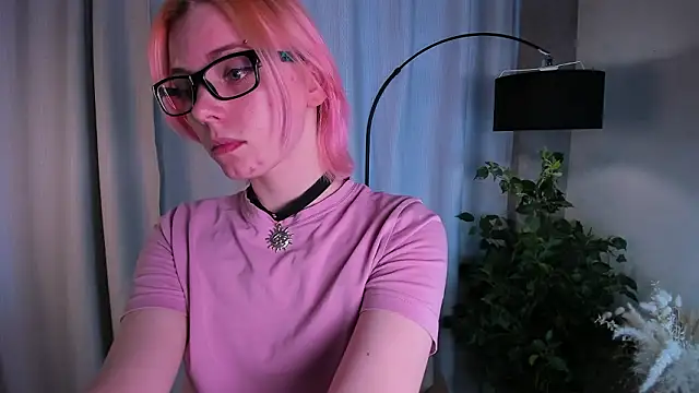 RonniHang's cam snapshot