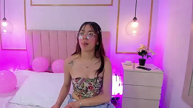 ChloeSteele's cam snapshot