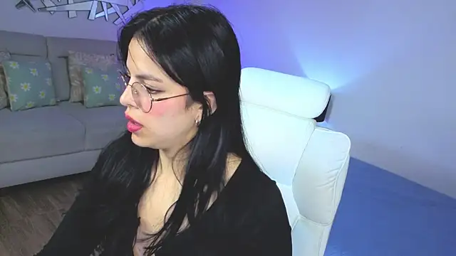 Eliie_Ruizz's cam snapshot