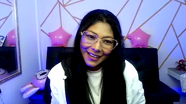 yvanna__smith's cam snapshot