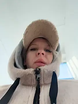 LikaCat's cam snapshot