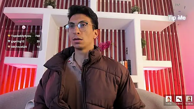 ApoloCruz's cam snapshot