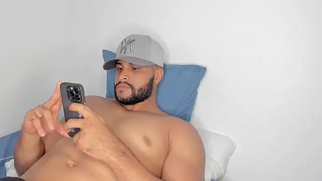 Pier_Simons's cam snapshot