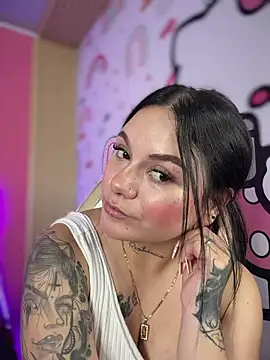 Megaan__More's cam snapshot