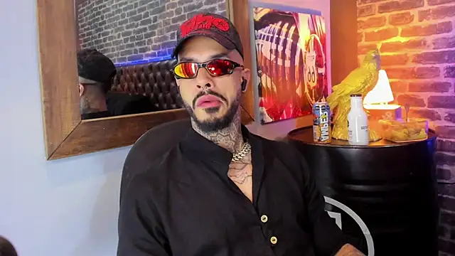 VinzenzRizzo's cam snapshot