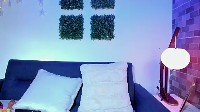 luna_valen's cam snapshot