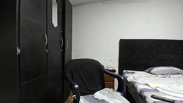 Ryan_xc1's cam snapshot