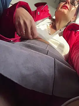 NataKitten live sex cam