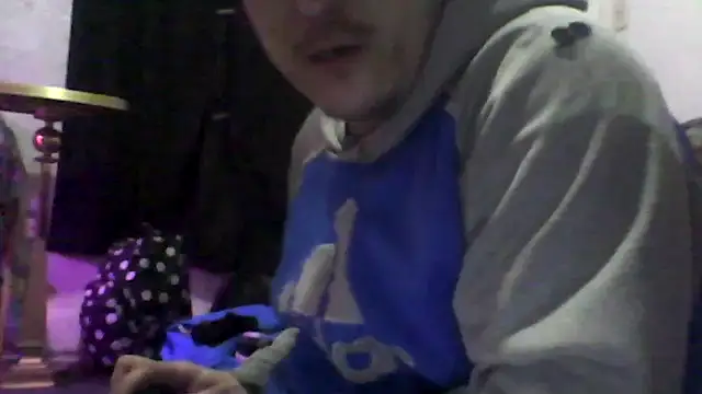 Ur_best_fantasy_69's cam snapshot